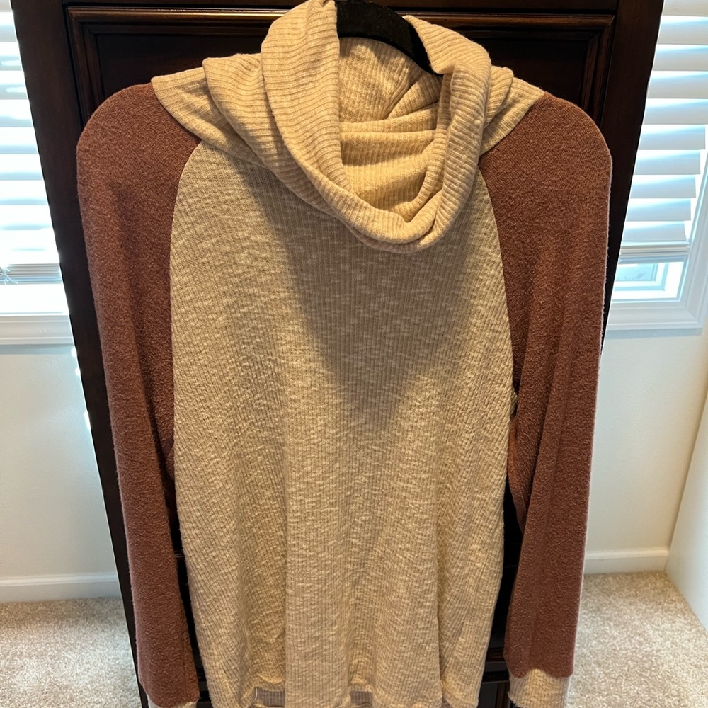 Staccato top size medium!